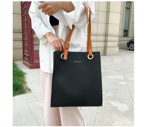 Retro PU Leather Minimalistic Large Capacity Ladies Handbag - Image 7