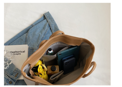 DES VINTAGE Premium New Arrival Quality Leather Handbag - Image 3
