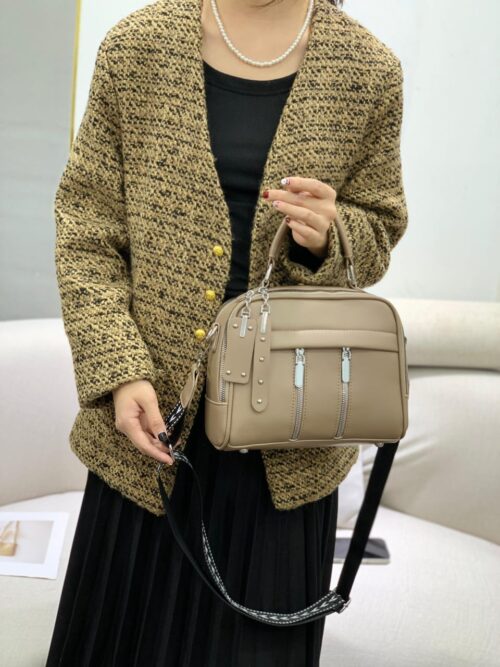 SUMMER RIVET2 Premium New Arrival Quality Sling Bag - Image 7
