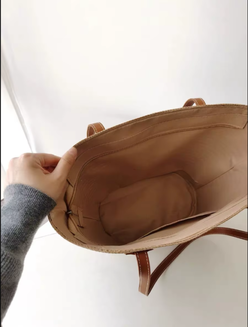 VINTAGE New  Shoulder Straw Fashion Leisure Handbag With Hat - Image 2