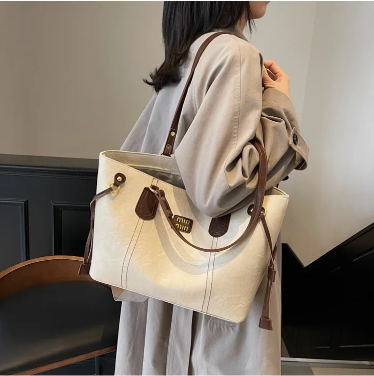 VELOUR2 VAULT Highend Premium Large Capacity Quality NEW Leather Handbag - Image 12