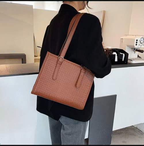 New Henan2 Premium arrival Quality shoulder handbag - Image 6